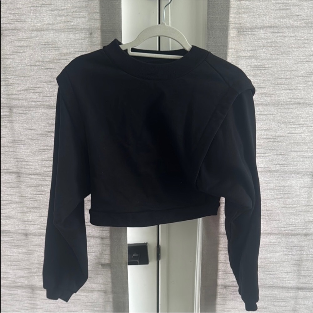 ALO Yoga Black Cropped Sweatshirt
